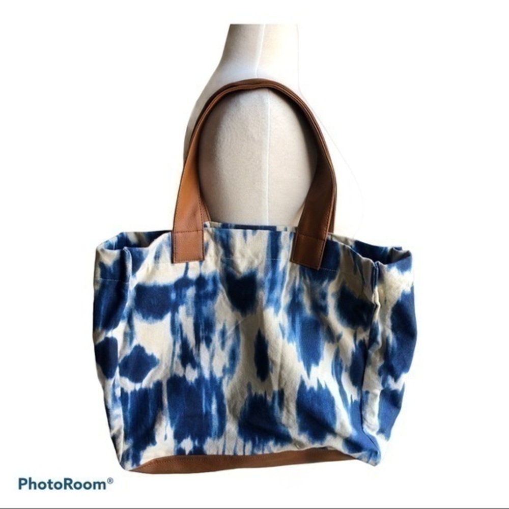 Lu + Elle blue tie dye canvas tote bag